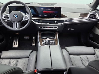 2025 BMW X7 M60i M60i