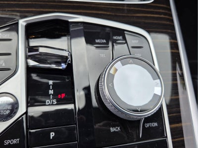2025 BMW X7 M60i M60i