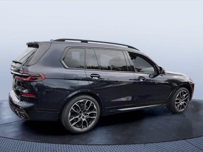 2025 BMW X7 M60i M60i