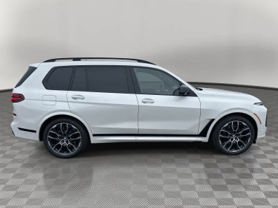 2026 BMW X7 M60i M60i