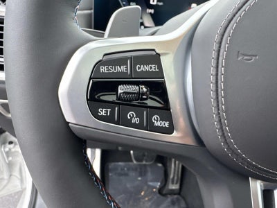 2026 BMW X7 M60i M60i