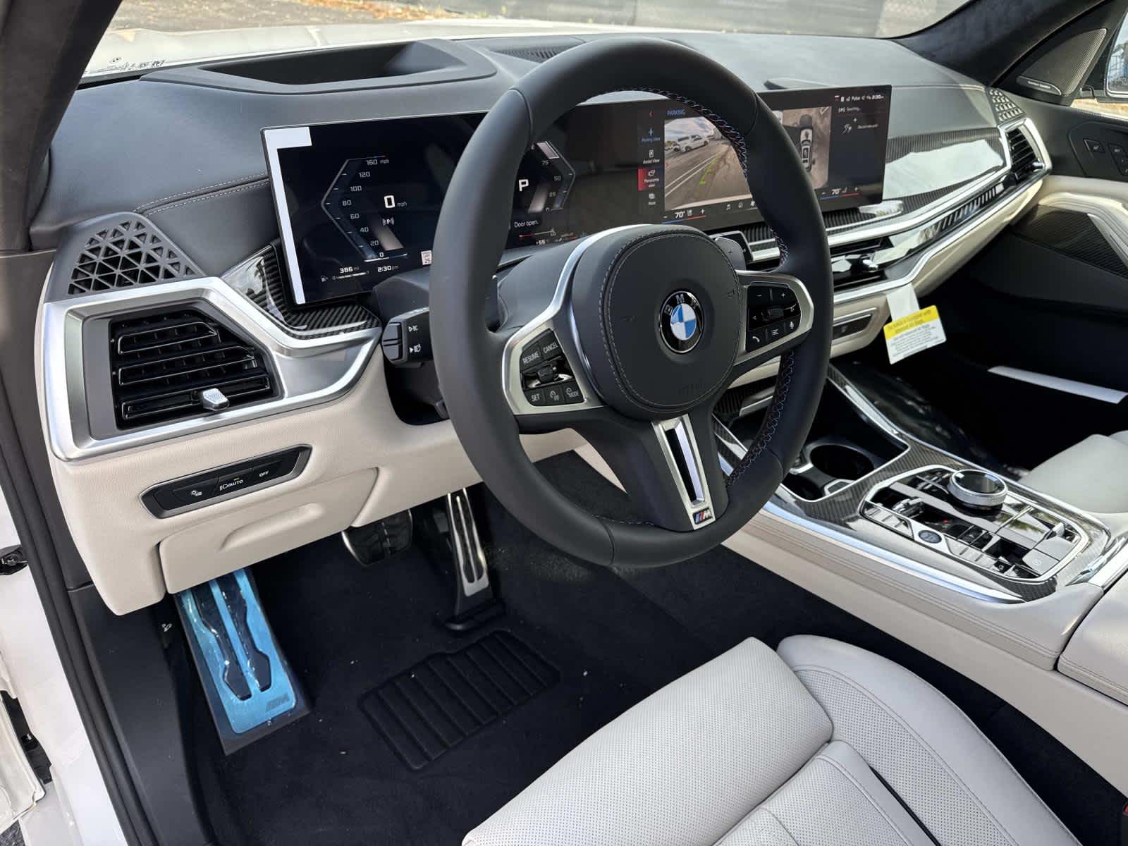 2026 BMW X7 M60i