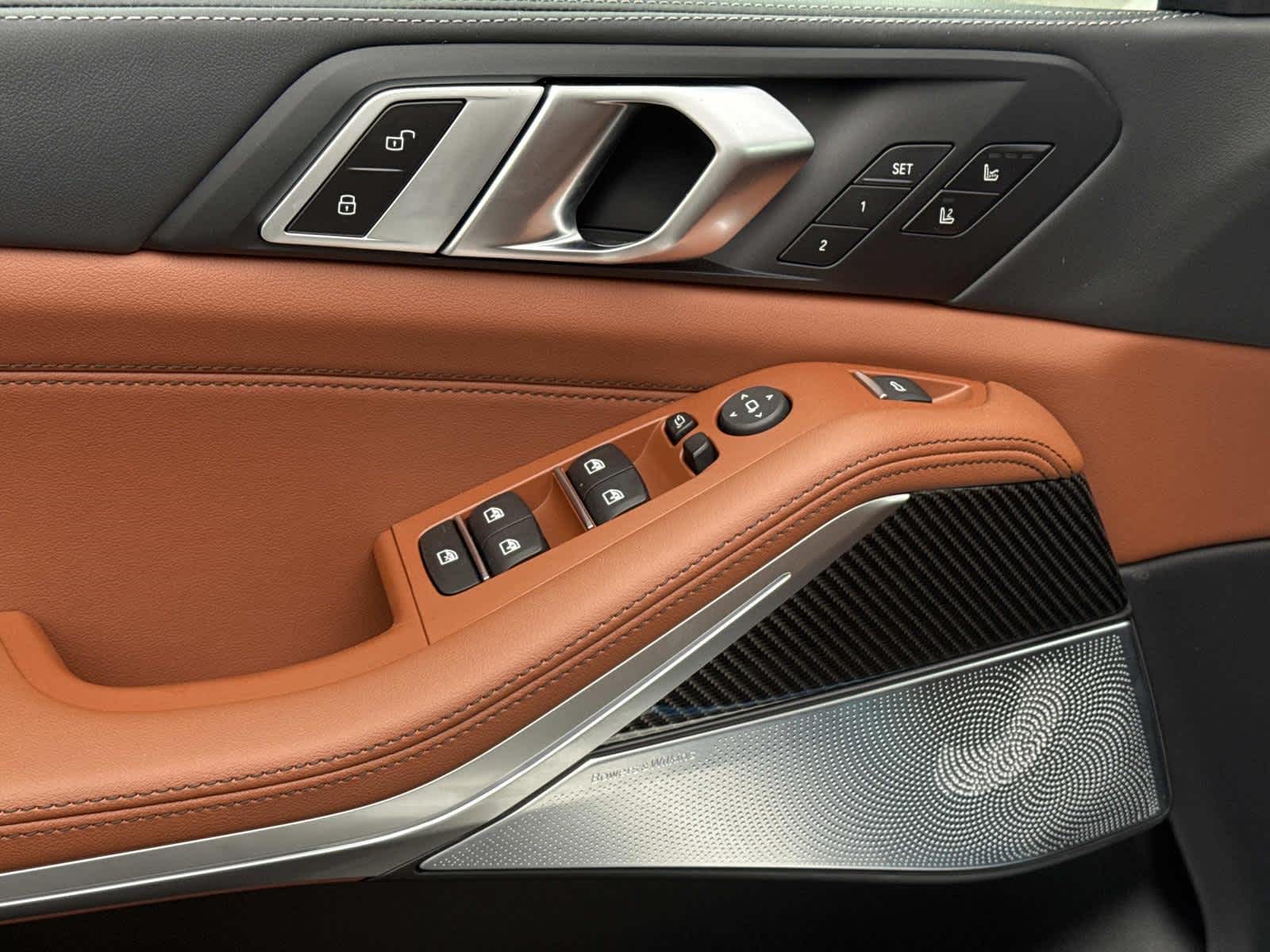 2026 BMW X5 M60i M60i