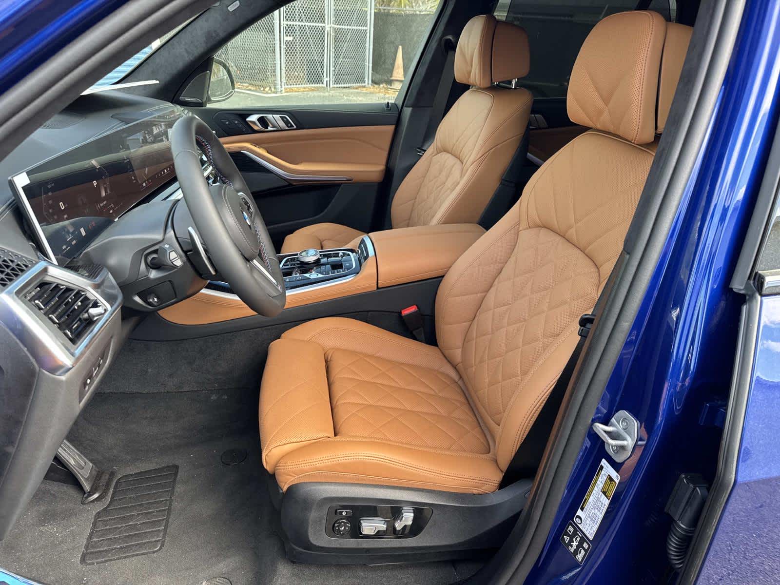 2026 BMW X5 M60i M60i