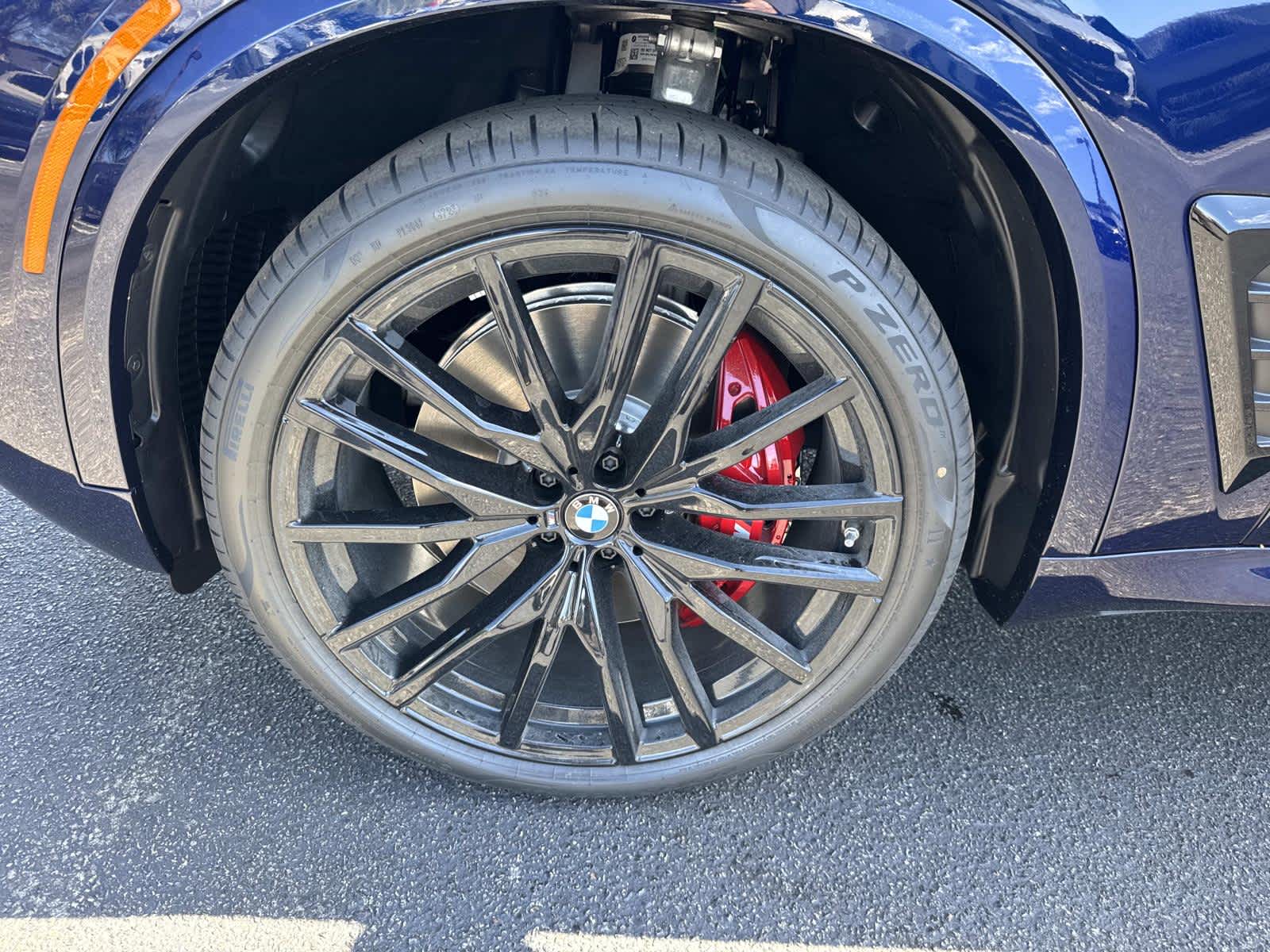 2026 BMW X5 M60i M60i