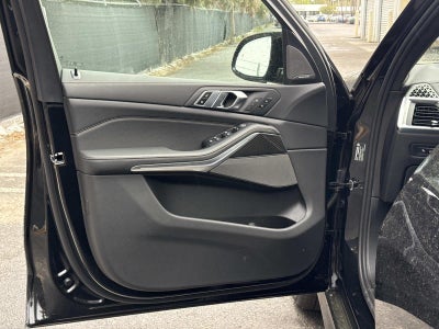 2026 BMW X5 M60i M60i