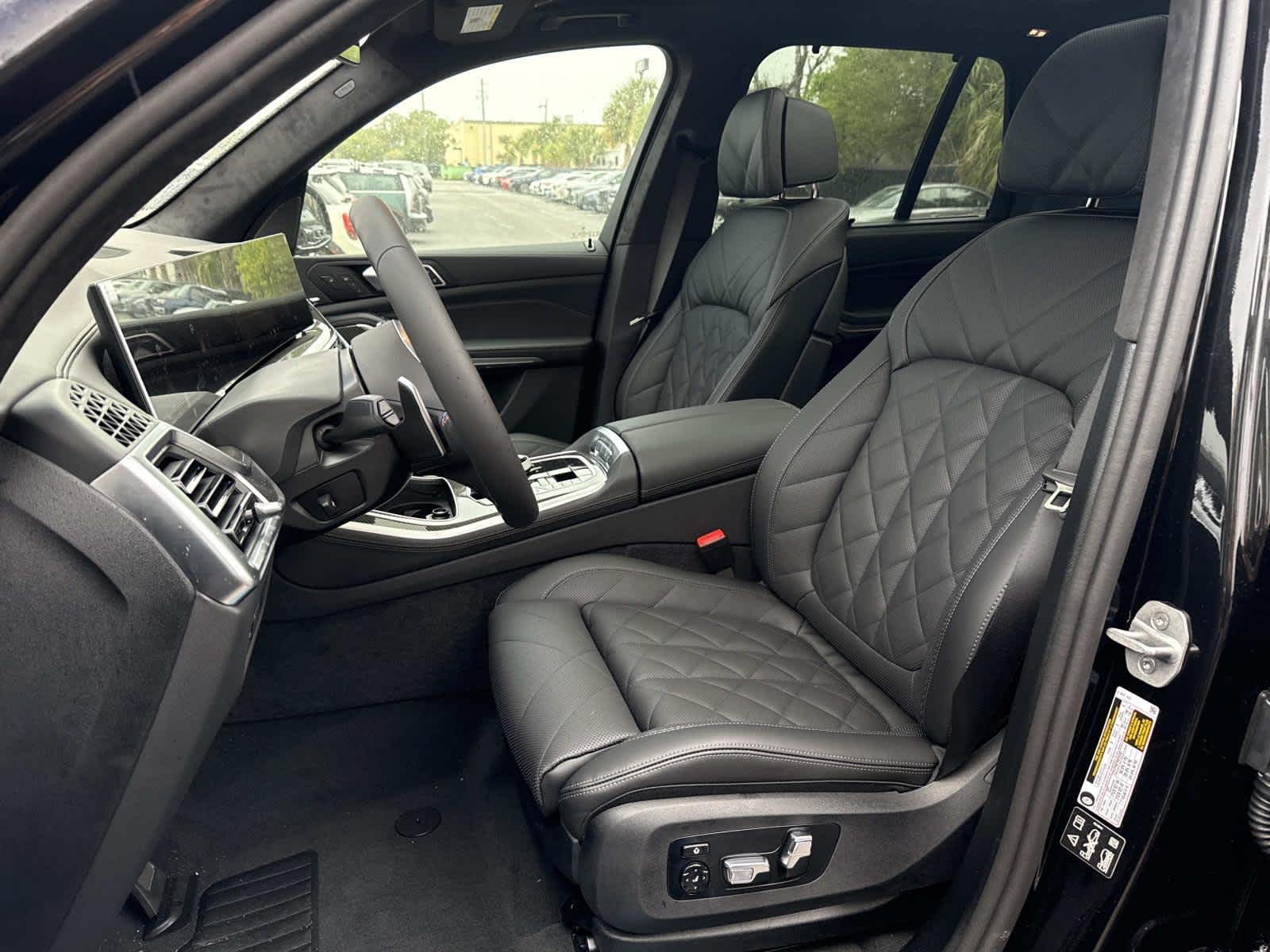 2026 BMW X5 M60i M60i
