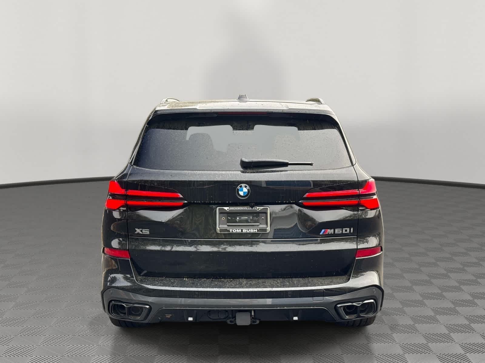 2026 BMW X5 M60i M60i