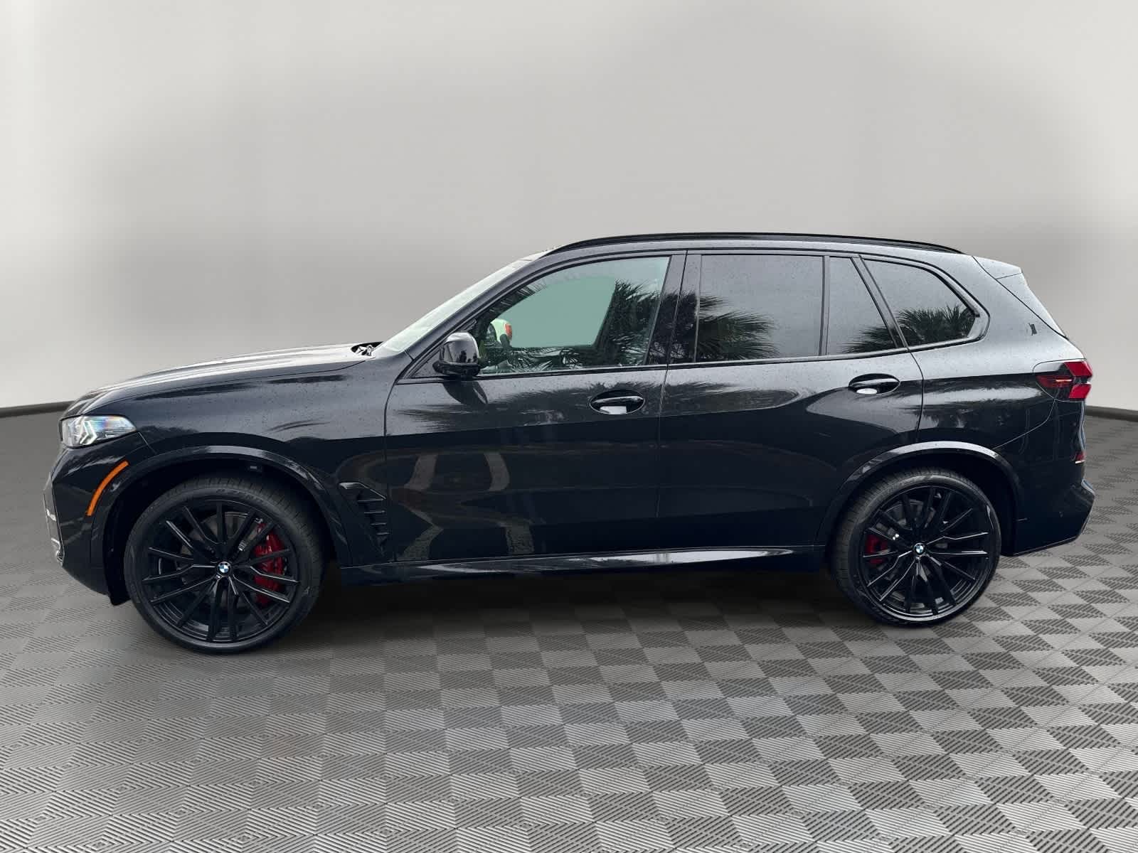 2026 BMW X5 M60i M60i