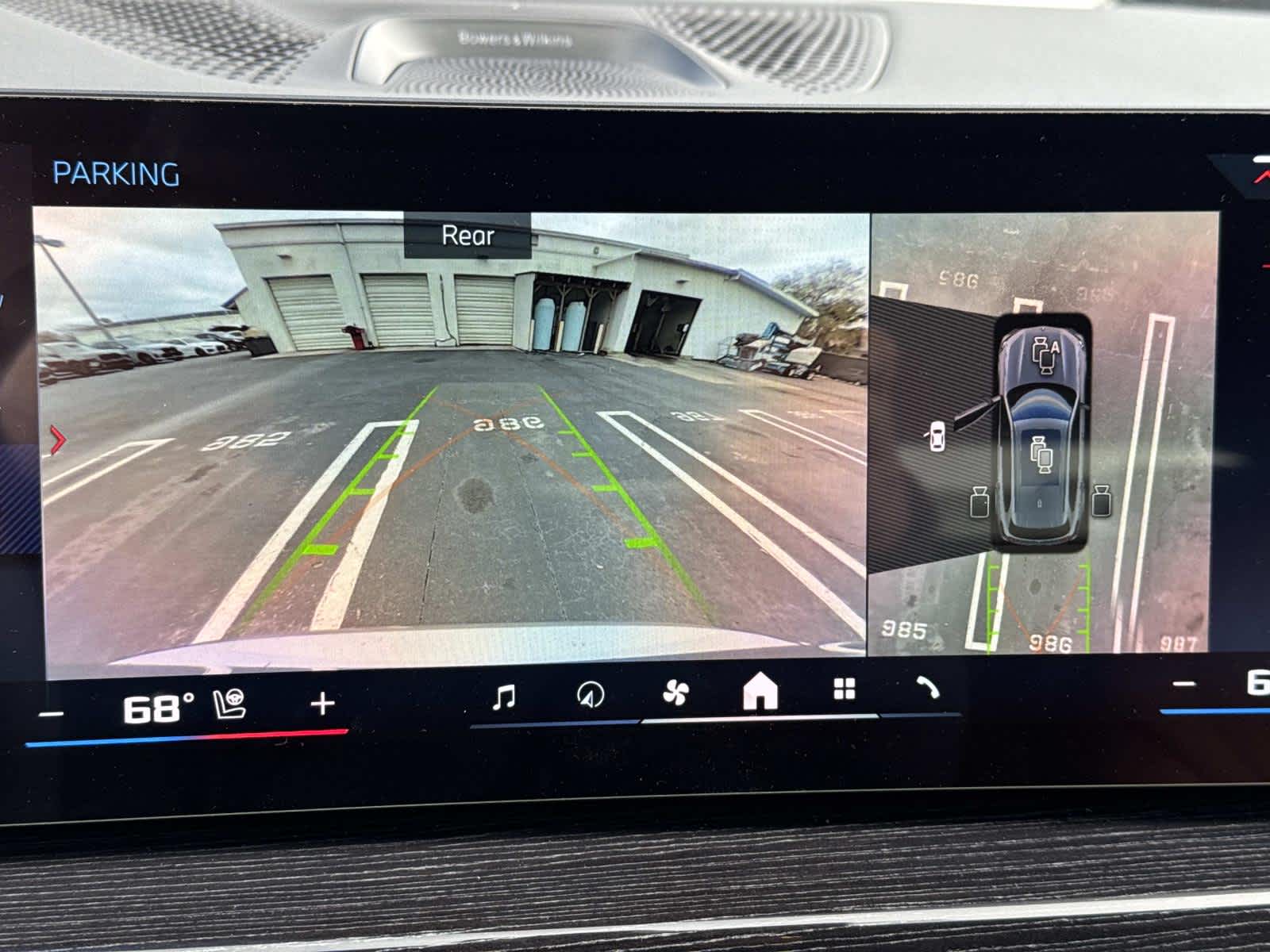 2026 BMW X5 M60i M60i