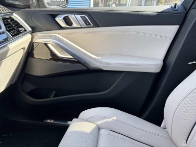 2026 BMW X6 xDrive40i xDrive40i