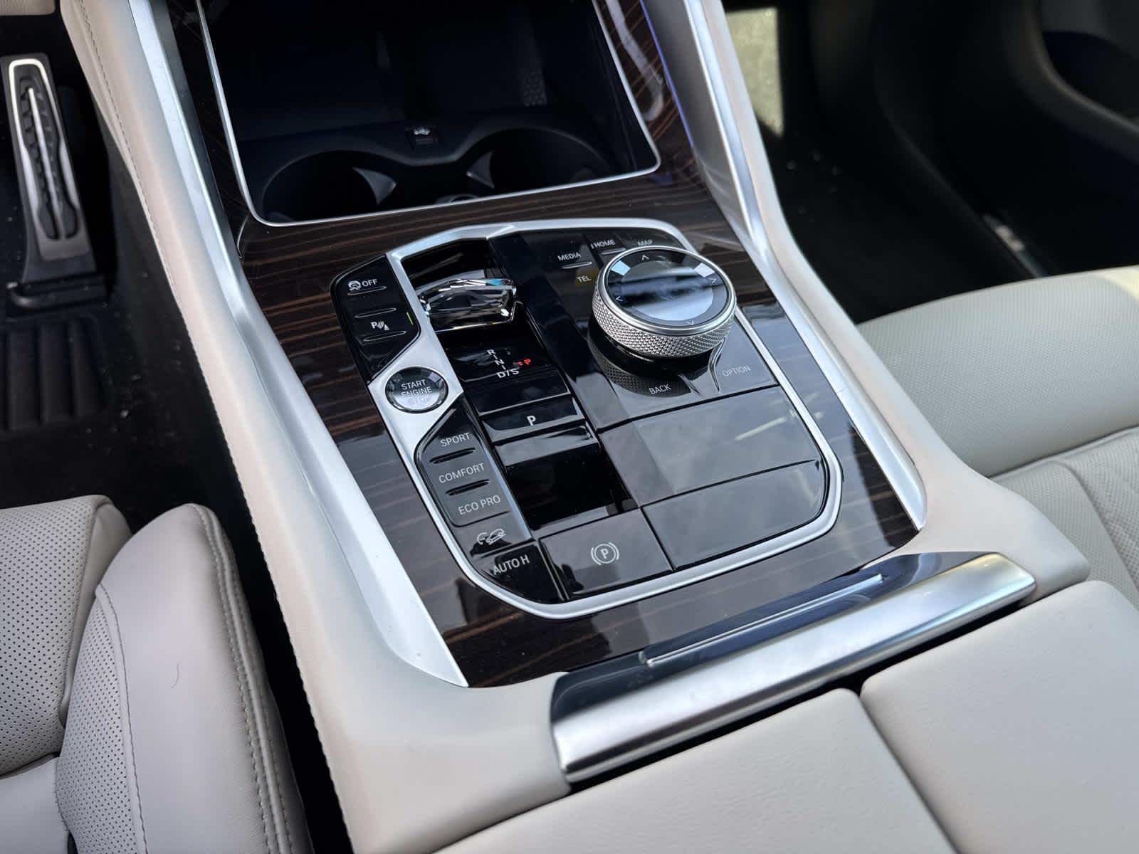 2026 BMW X6 xDrive40i xDrive40i