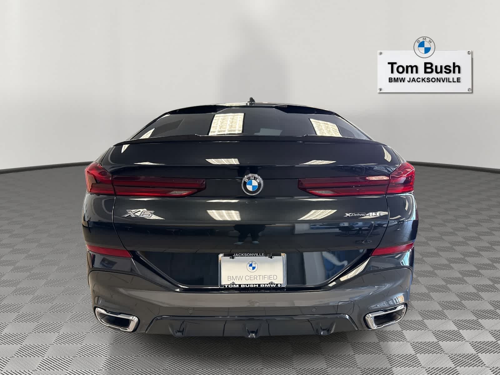 2025 BMW X6 xDrive40i