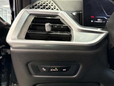 2025 BMW X6 xDrive40i