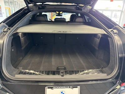 2025 BMW X6 xDrive40i