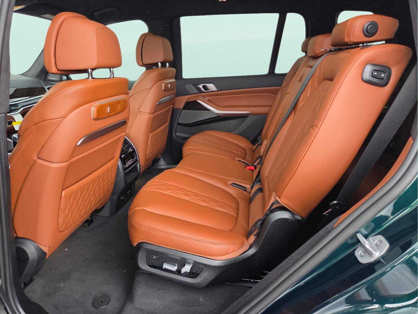 2026 BMW ALPINA XB7 ALPINA XB7