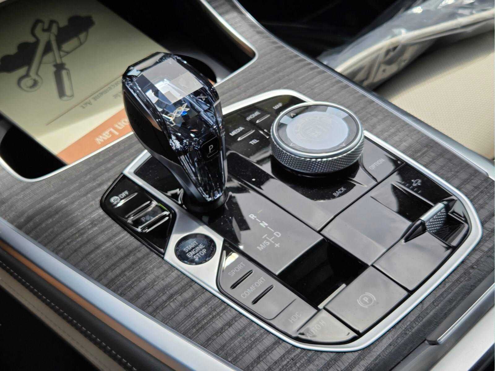 2026 BMW ALPINA XB7 ALPINA XB7