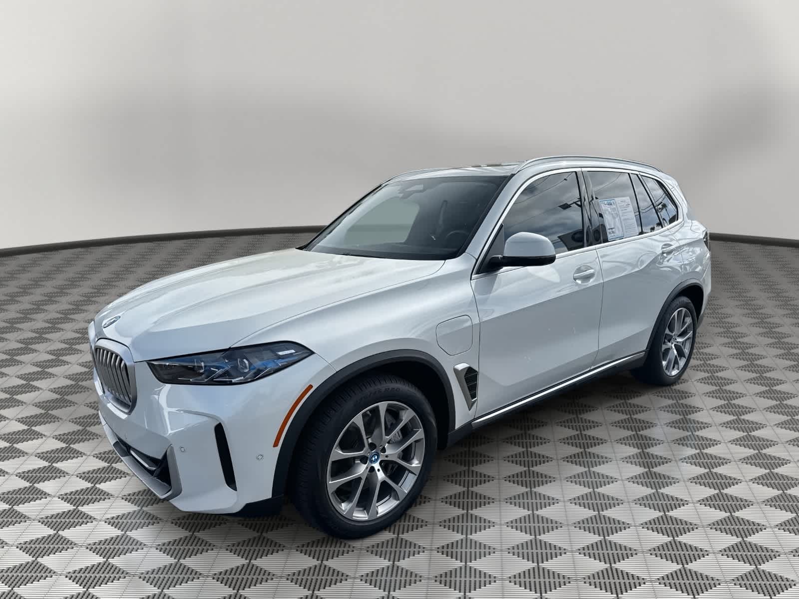 2025 BMW X5 xDrive50e xDrive50e