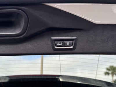 2025 BMW X5 xDrive50e xDrive50e