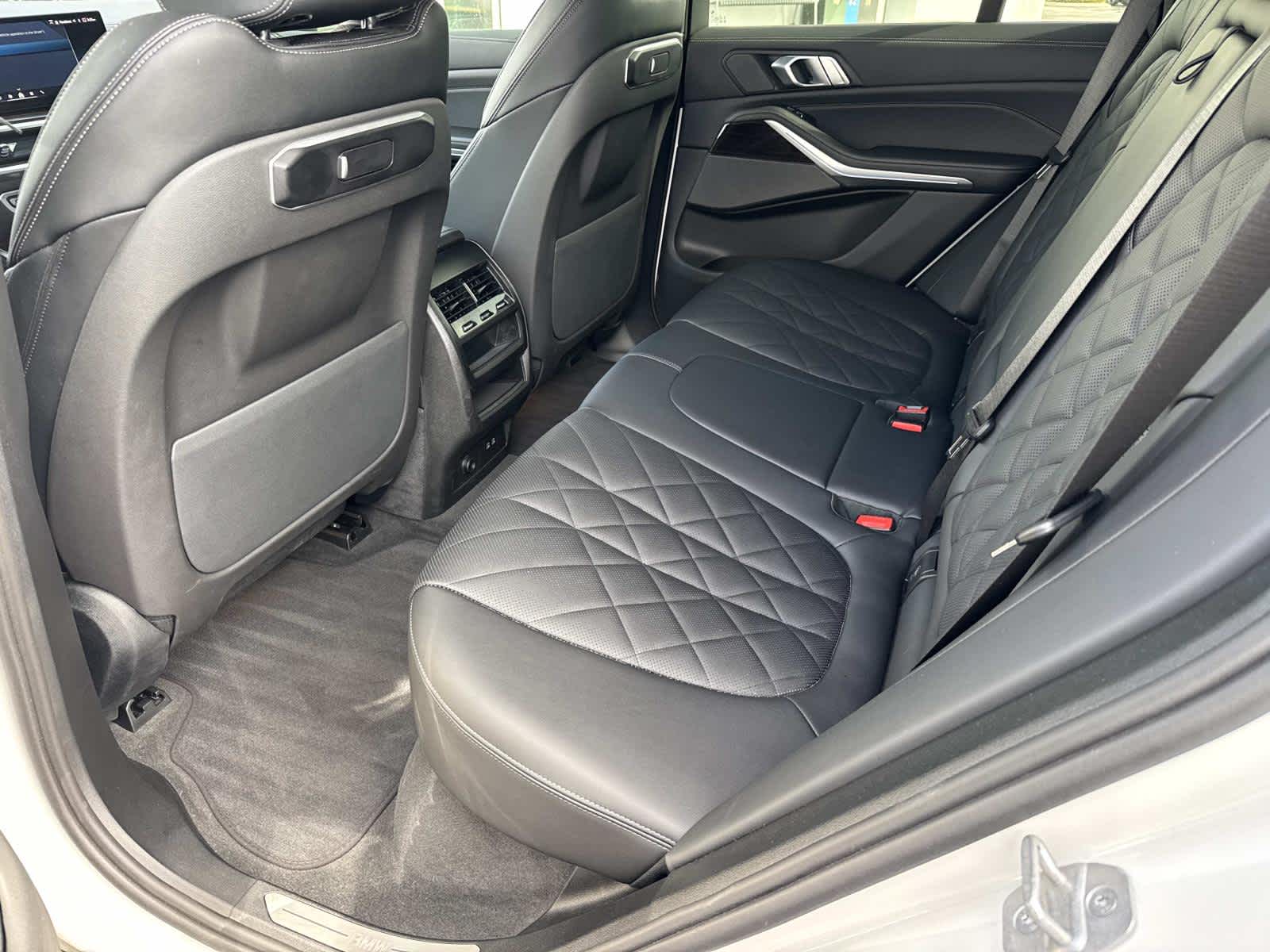 2025 BMW X5 xDrive50e xDrive50e