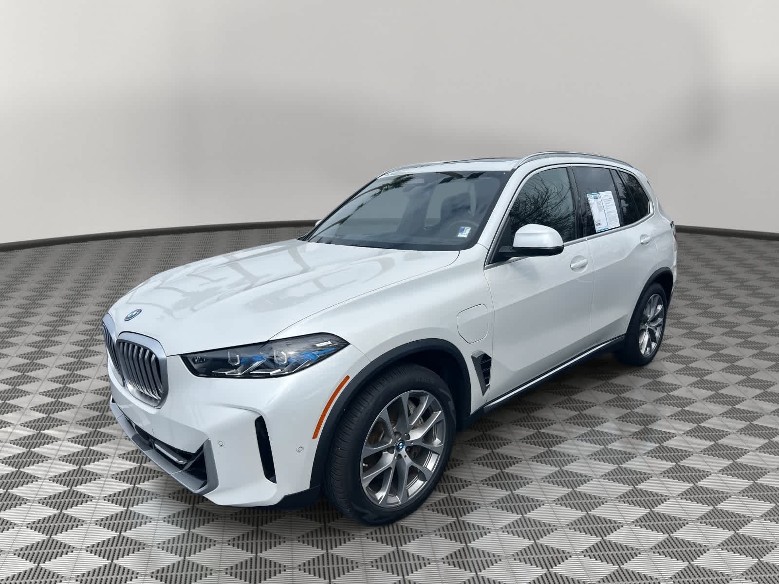 2025 BMW X5 xDrive50e xDrive50e