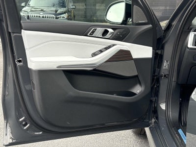 2026 BMW X5 xDrive50e xDrive50e