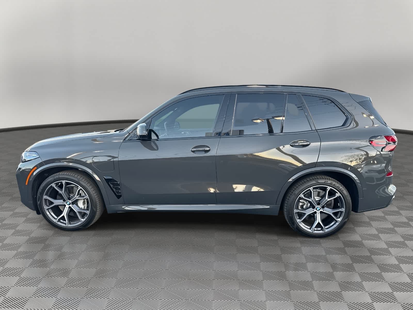 2026 BMW X5 xDrive50e xDrive50e