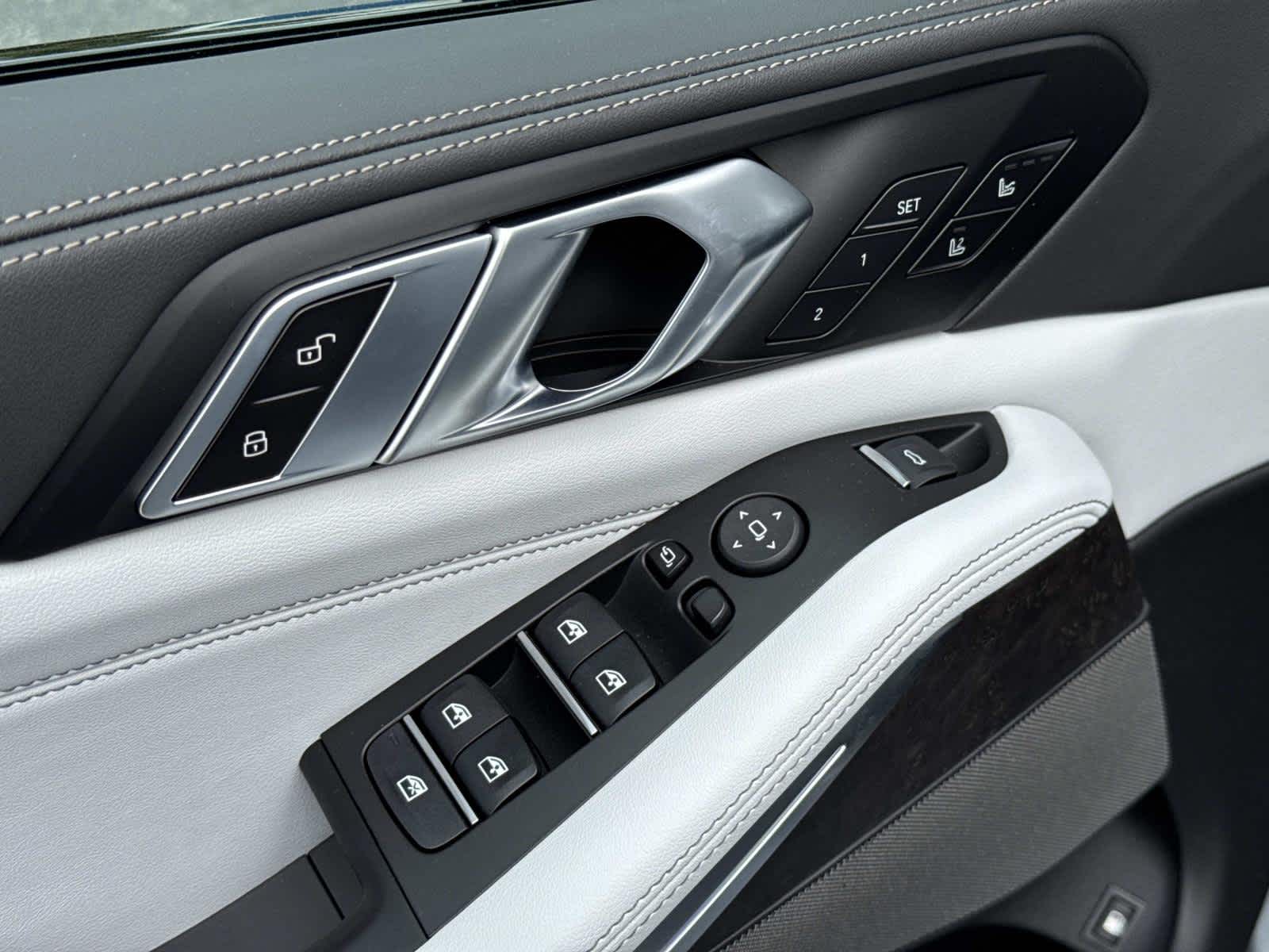 2026 BMW X5 xDrive50e xDrive50e