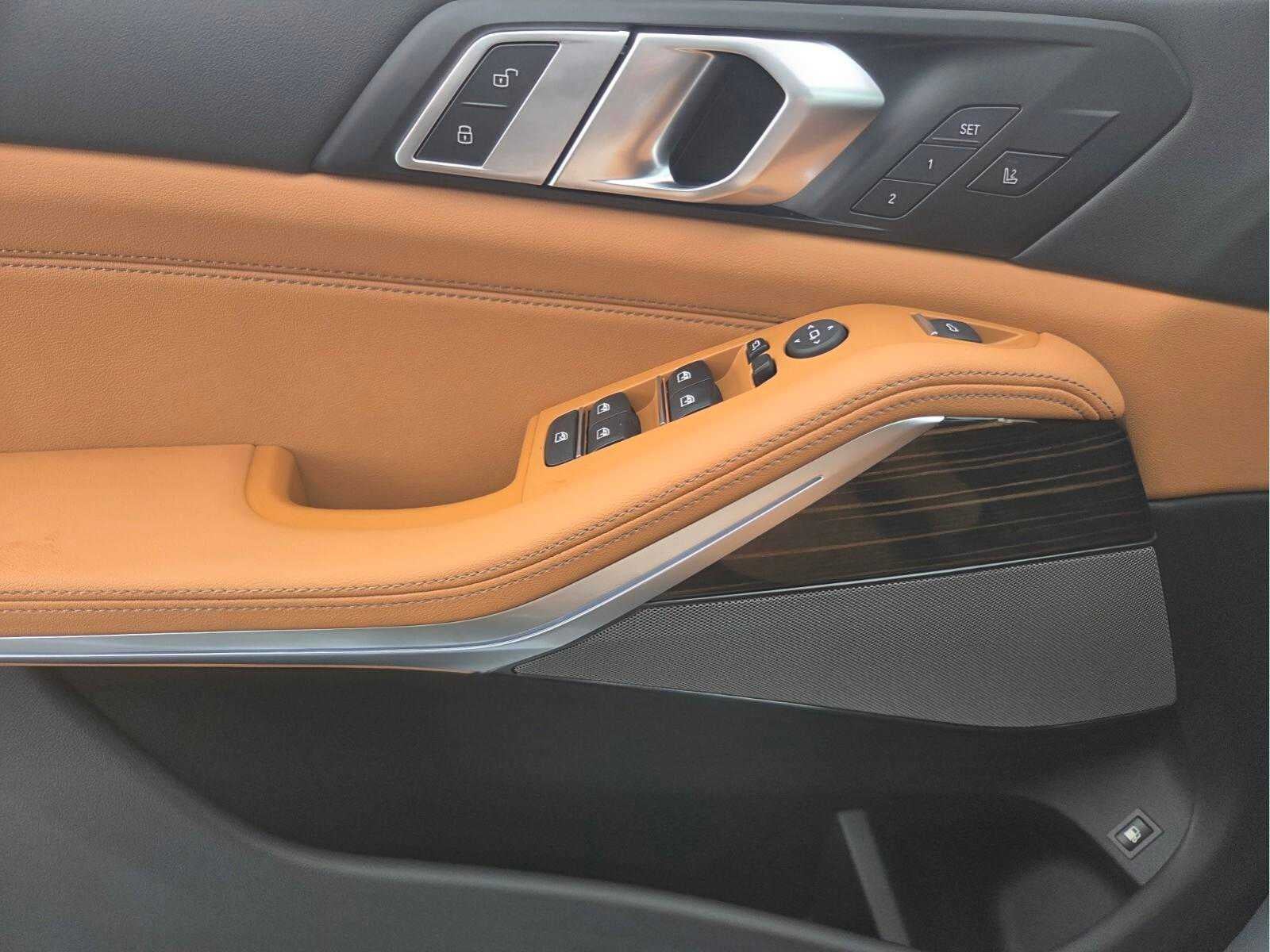 2026 BMW X5 xDrive50e xDrive50e