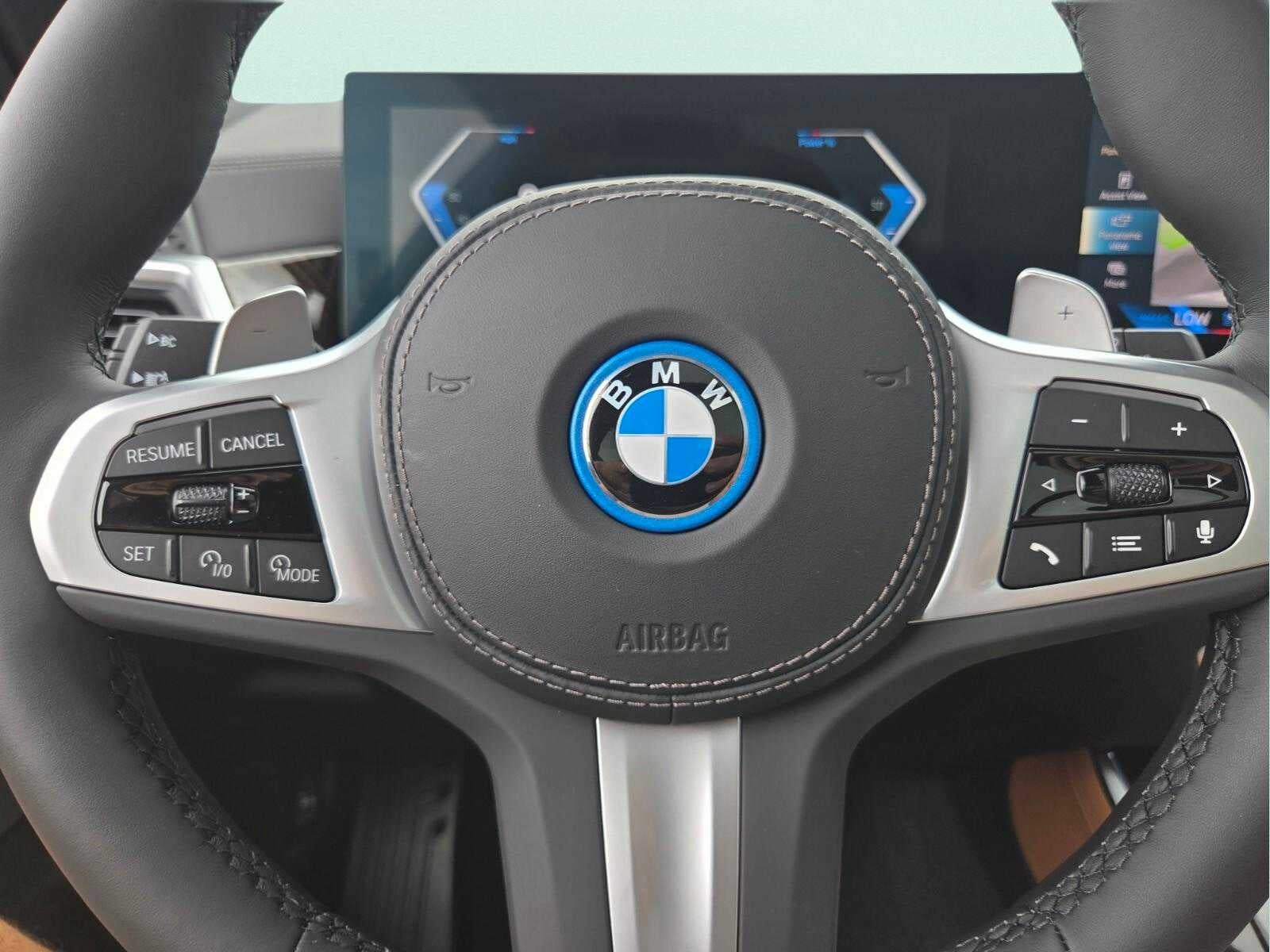2026 BMW X5 xDrive50e xDrive50e