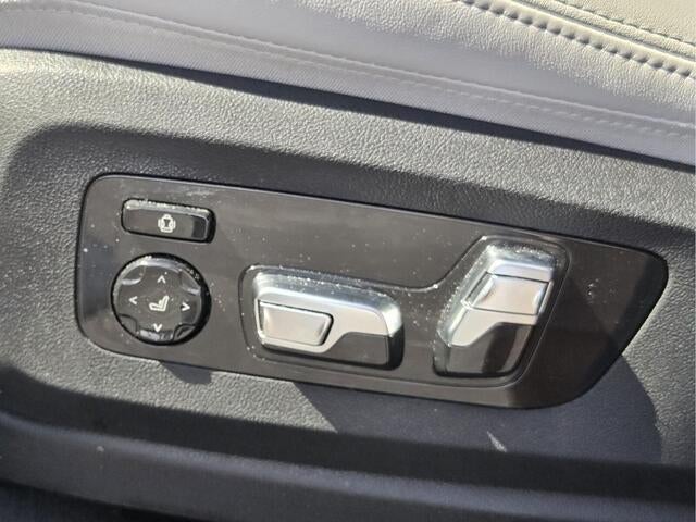 2024 BMW X5 xDrive50e xDrive50e