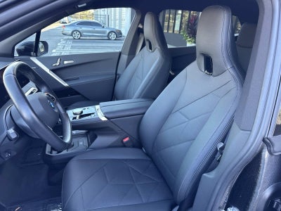 2025 BMW iX xDrive50