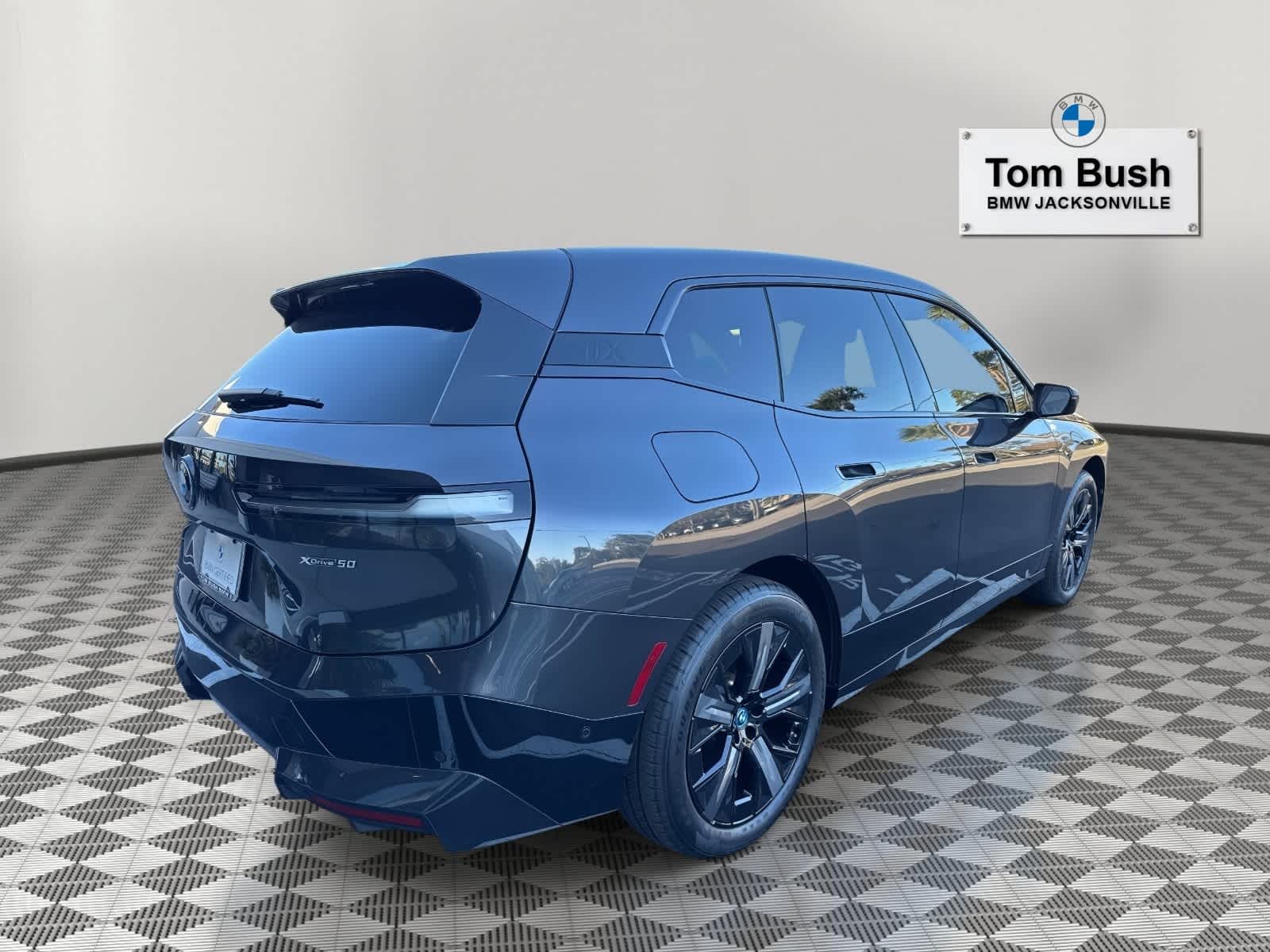 2025 BMW iX xDrive50