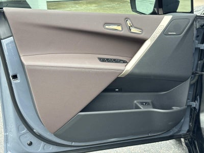 2025 BMW iX xDrive50