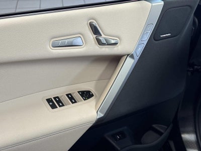 2025 BMW iX xDrive50