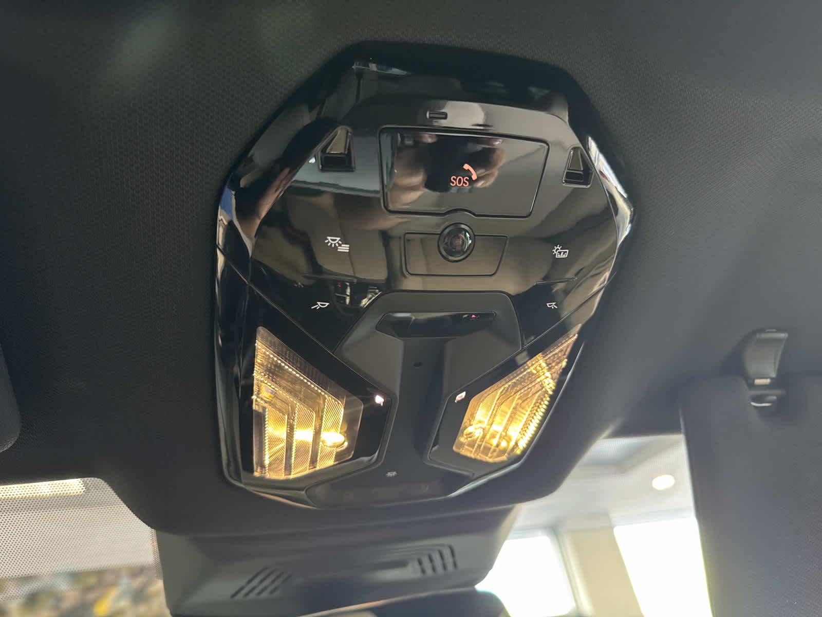 2025 BMW iX xDrive50