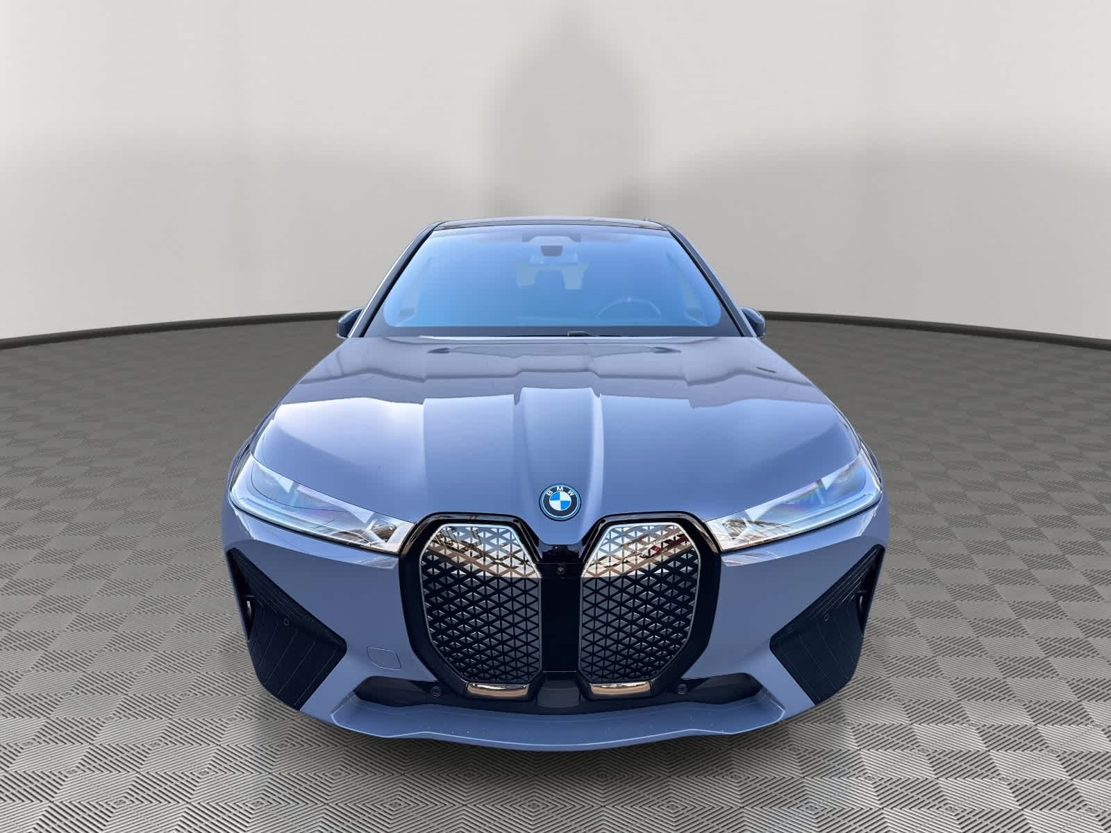 2025 BMW iX M60