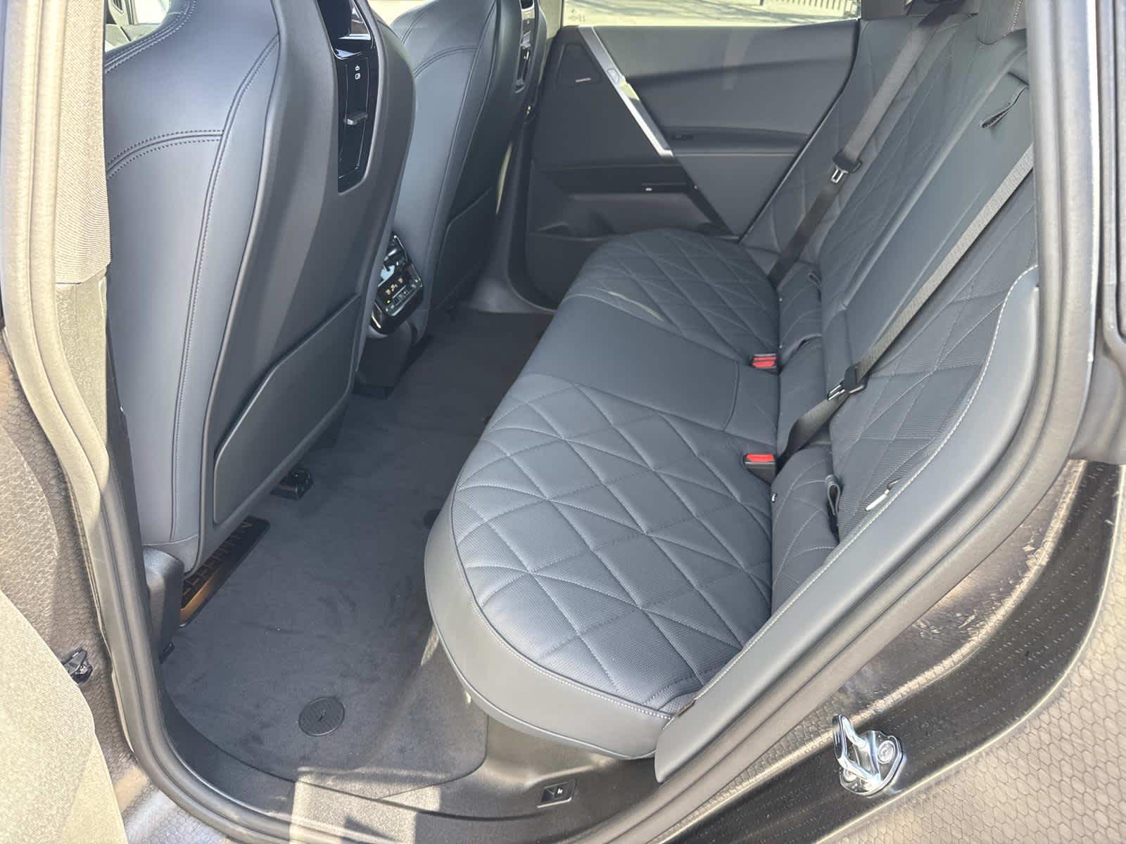 2026 BMW iX xDrive45