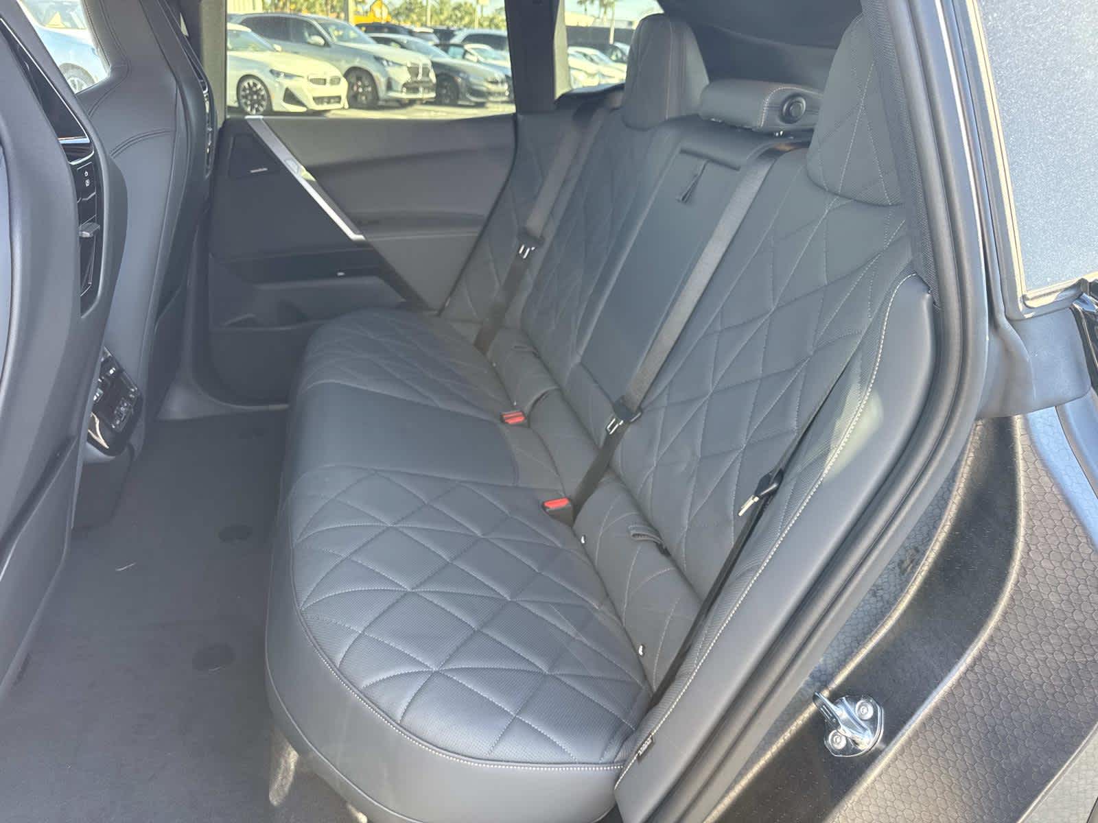 2026 BMW iX xDrive60