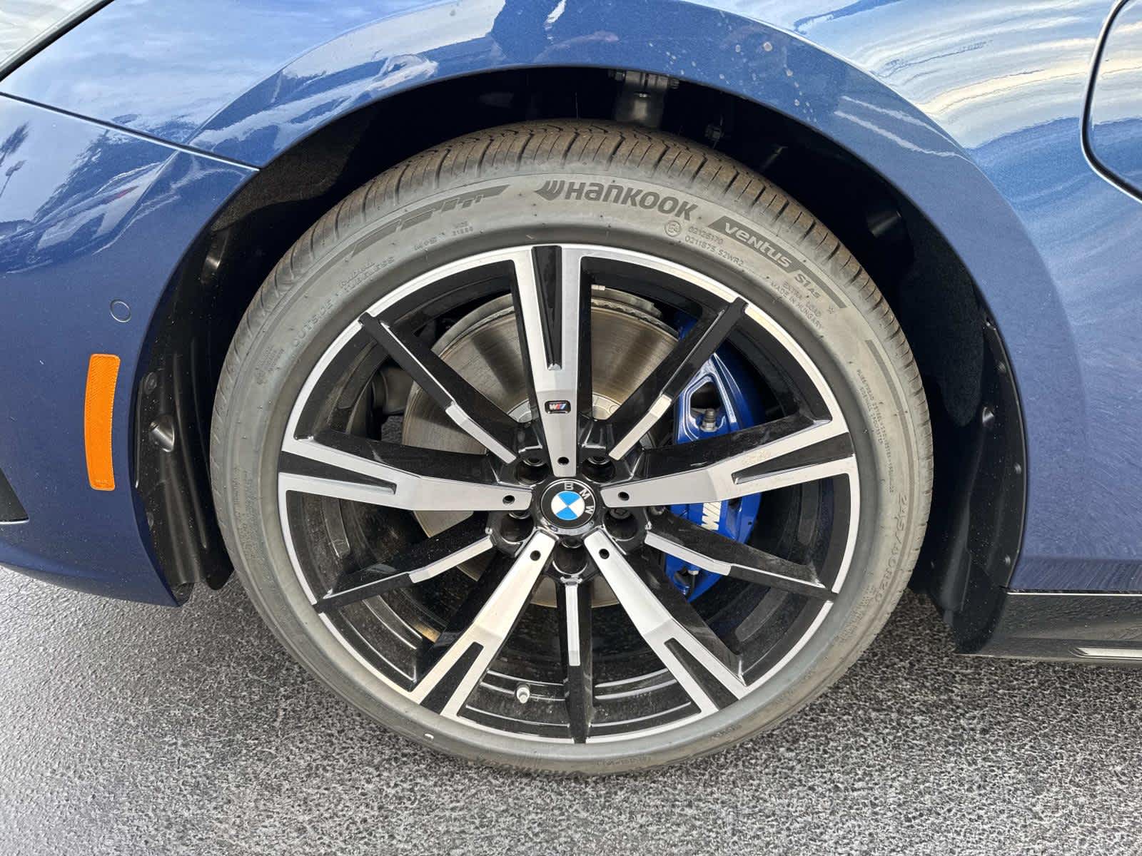 2026 BMW 5 Series 550e xDrive