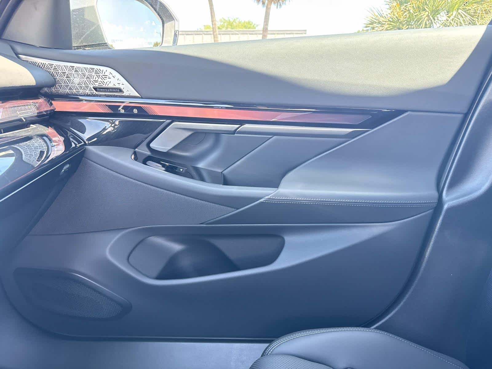 2026 BMW 550e xDrive 550e xDrive