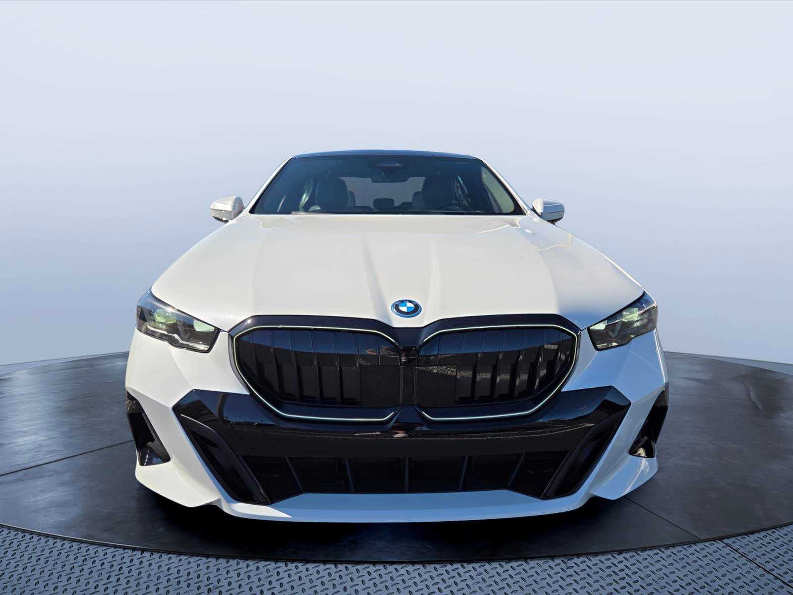2027 BMW 550e xDrive 550e xDrive