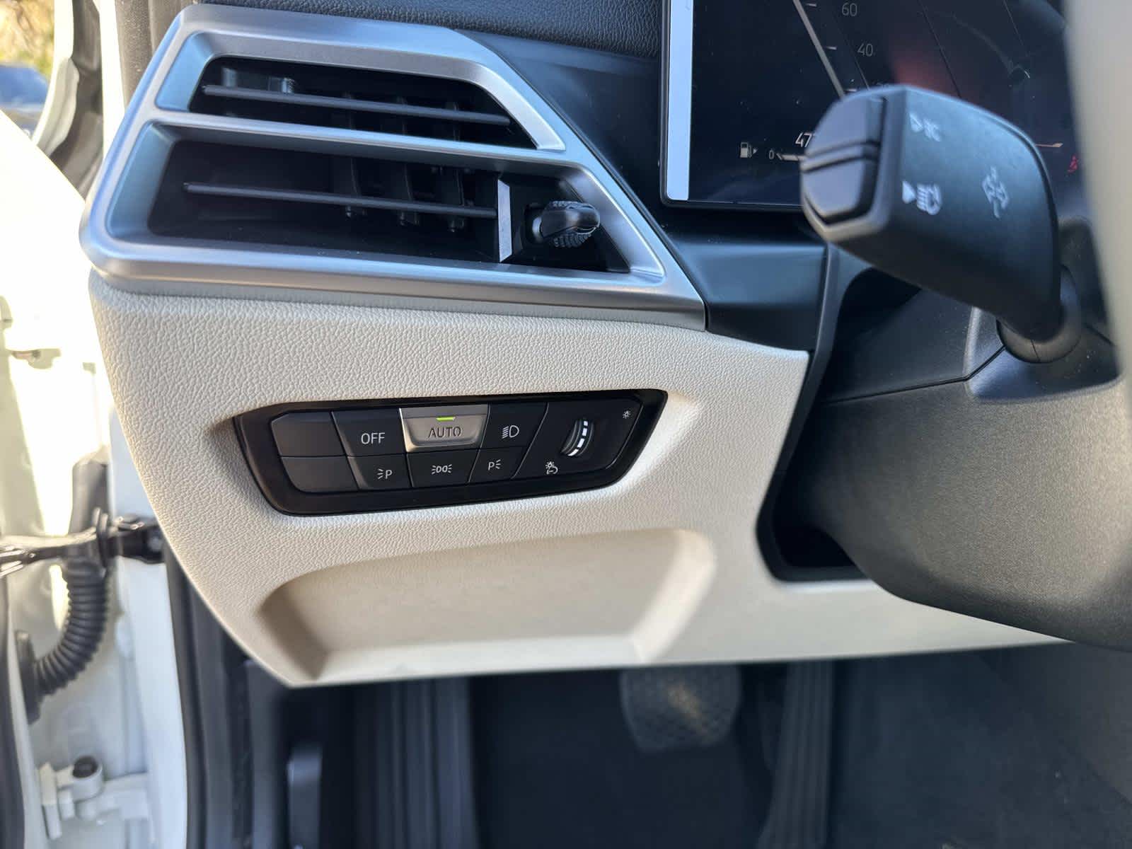 2026 BMW 3 Series 330i