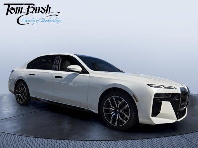 2023 BMW 740i 740i