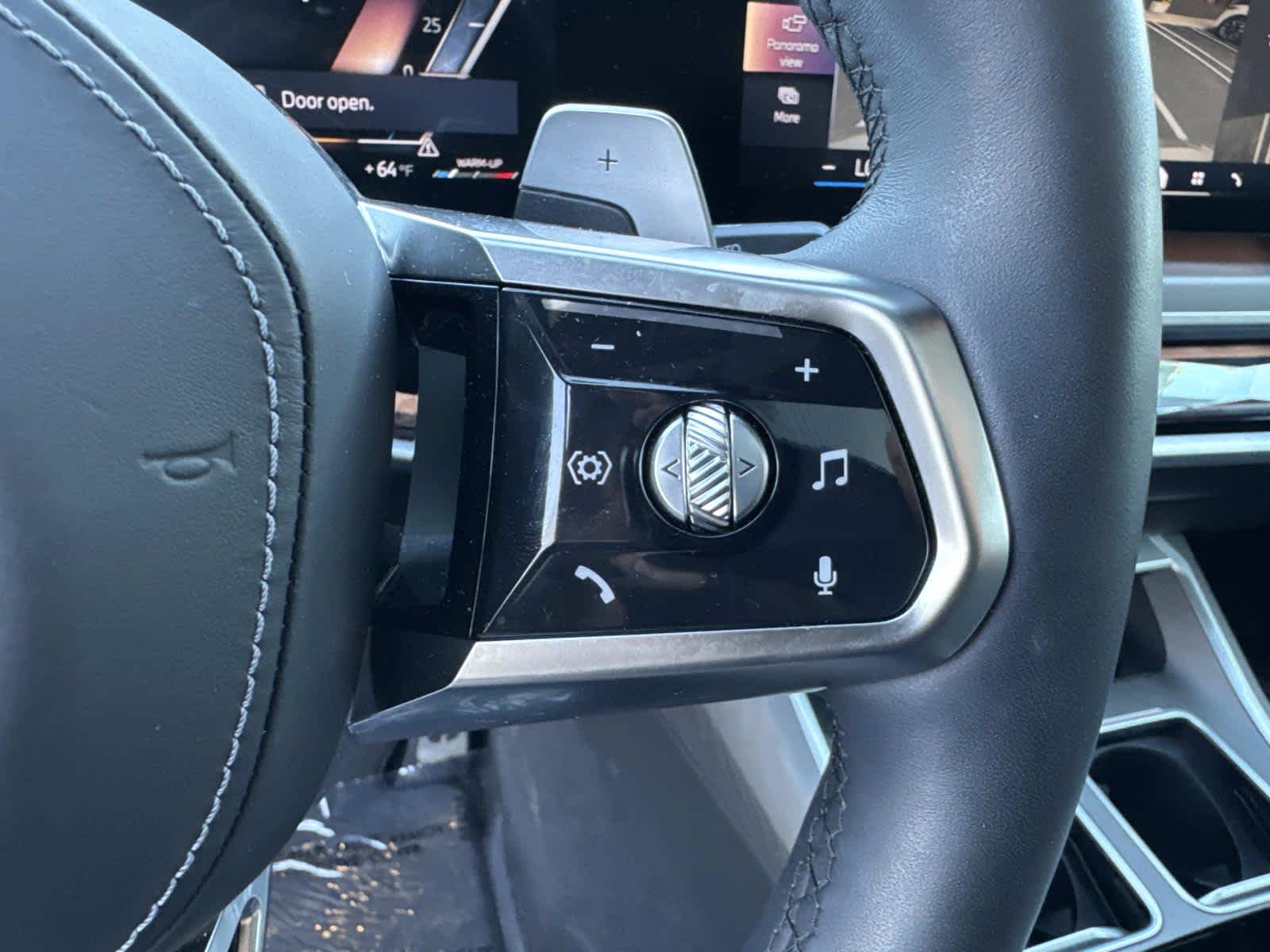 2023 BMW 7 Series 740i