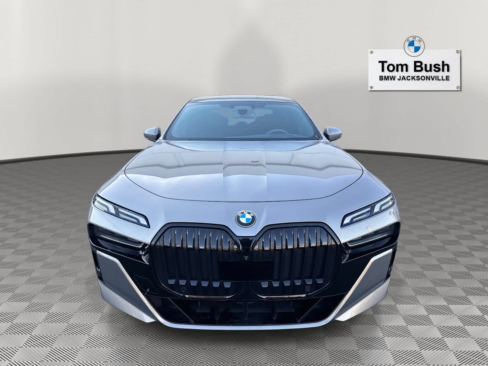 2023 BMW 7 Series 740i