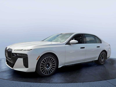 2026 BMW 740i 740i