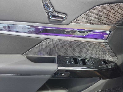 2026 BMW 740i 740i