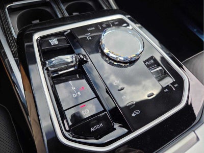2026 BMW 740i 740i