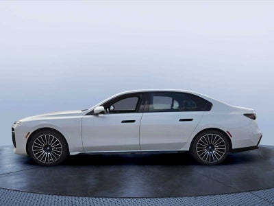 2026 BMW 740i 740i